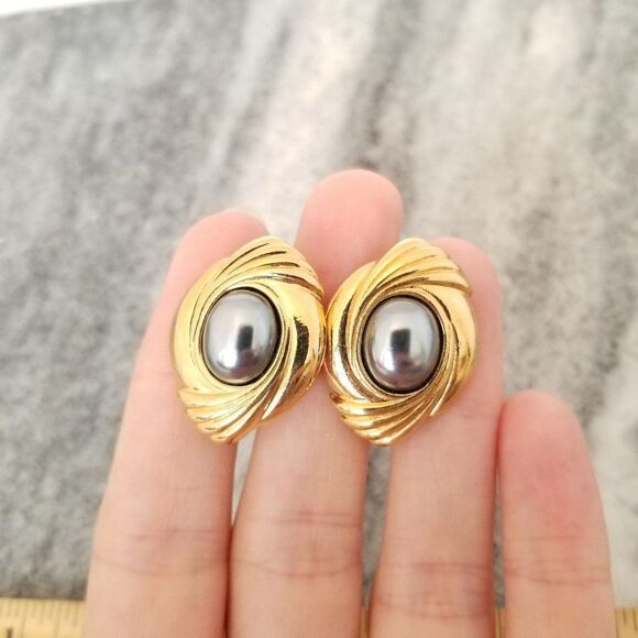 Vintage Gold Tone Clip On Earrings with Silver Tone Cabochon Centers Oval Estate - Picture 1 of 5